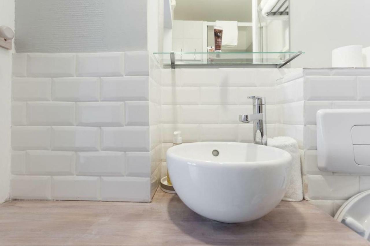 Small Is Beautiful Ideally Located Sleeps 4 Parigi Esterno foto